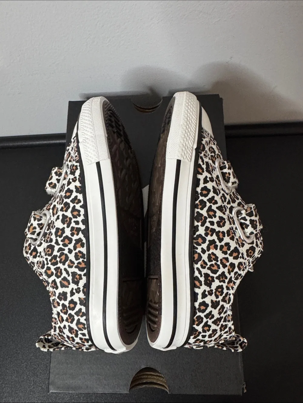 Converse Leopard Print Low Top Toddler Size 8 New NIB